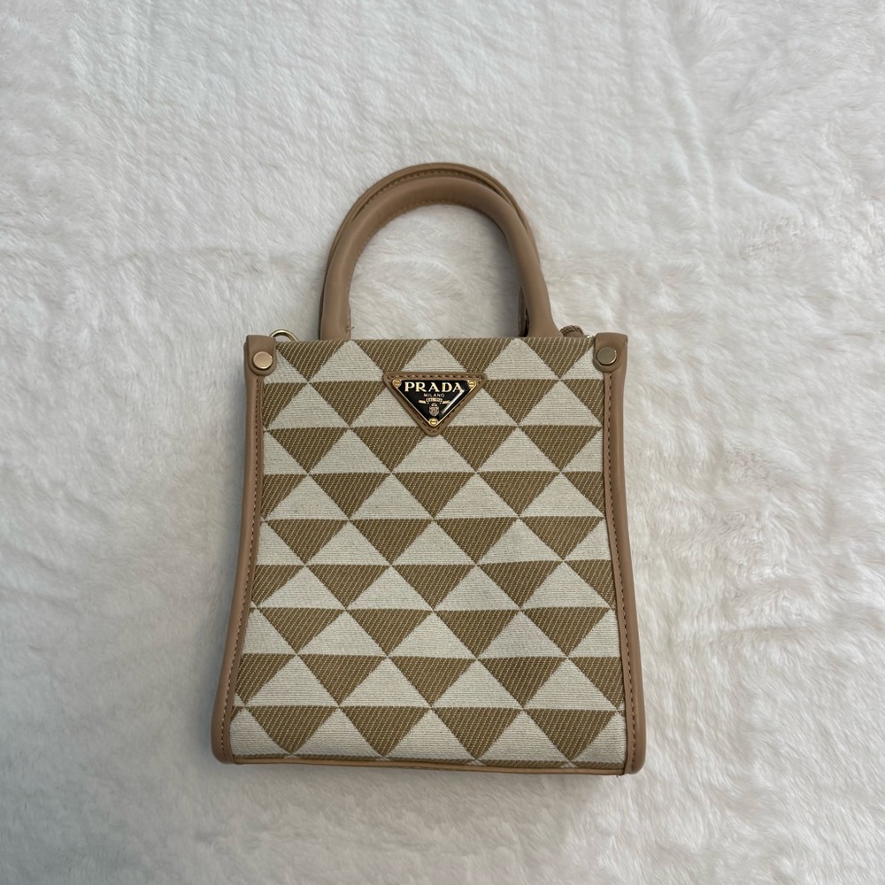 tan and white mini bag + shoulder strap